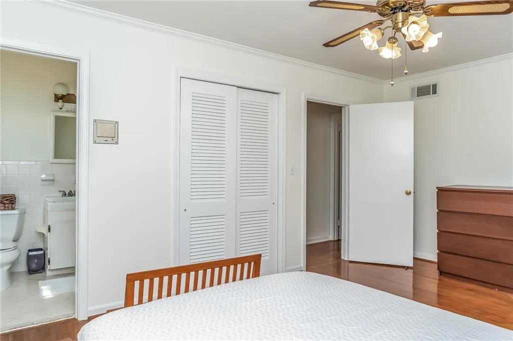 465 Glencourtney Drive, Sandy Springs, Georgia 30328, 4 Bedrooms Bedrooms, ,3 BathroomsBathrooms,Residential,Sold,465 Glencourtney Drive,5998872