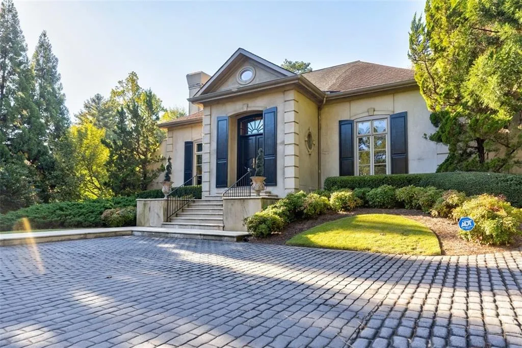 4930 Long Island Drive Nw, Sandy Springs, Georgia 30327, 4 Bedrooms Bedrooms, ,4 BathroomsBathrooms,Residential,Sold,4930 Long Island Drive Nw,6797143