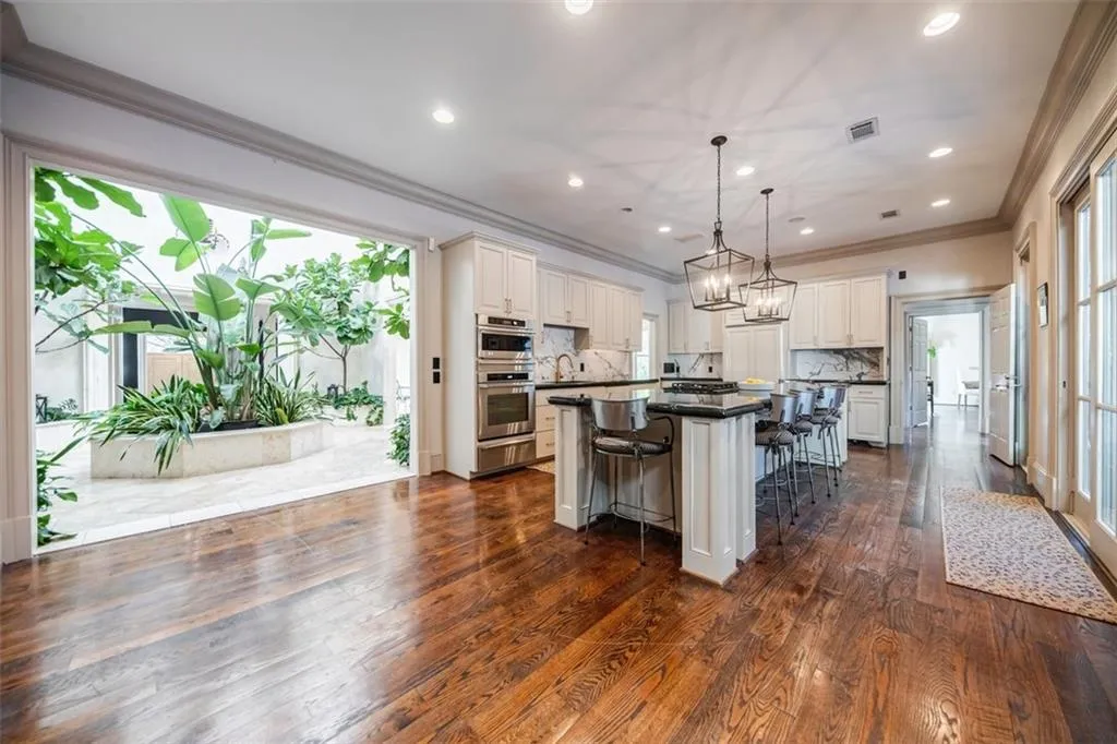 4930 Long Island Drive Nw, Sandy Springs, Georgia 30327, 4 Bedrooms Bedrooms, ,4 BathroomsBathrooms,Residential,Sold,4930 Long Island Drive Nw,6797143