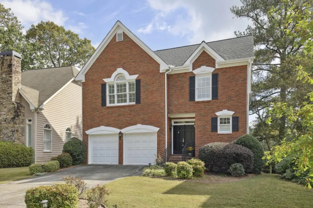 4595 Windsor Park Place, Sandy Springs, Georgia 30342, 3 Bedrooms Bedrooms, ,2 BathroomsBathrooms,Residential,Sold,4595 Windsor Park Place,7189500