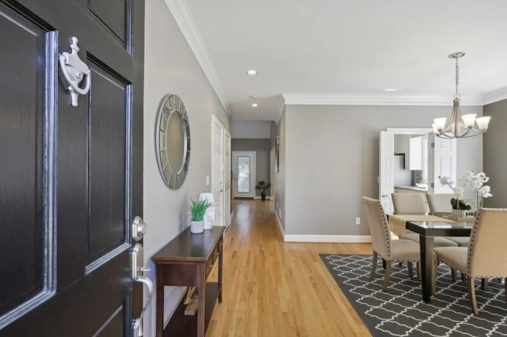 4595 Windsor Park Place, Sandy Springs, Georgia 30342, 3 Bedrooms Bedrooms, ,2 BathroomsBathrooms,Residential,Sold,4595 Windsor Park Place,7189500