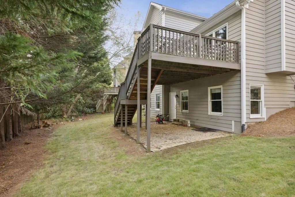 4595 Windsor Park Place, Sandy Springs, Georgia 30342, 3 Bedrooms Bedrooms, ,2 BathroomsBathrooms,Residential,Sold,4595 Windsor Park Place,7189500