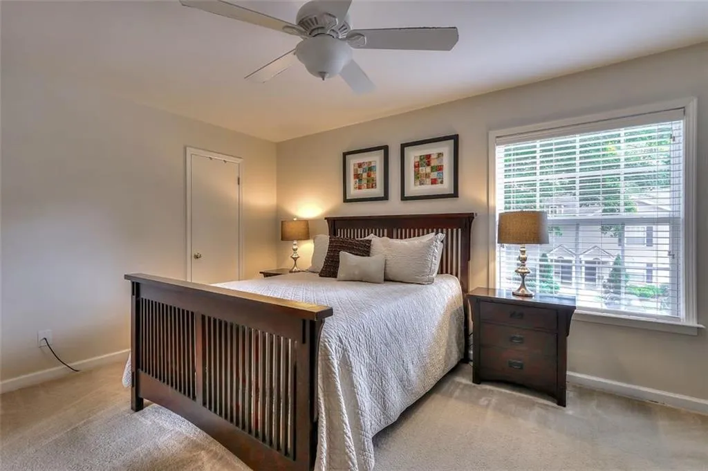 1404 Brighton Point, Sandy Springs, Georgia 30328, 3 Bedrooms Bedrooms, ,2 BathroomsBathrooms,Residential,Sold,1404 Brighton Point,6071567