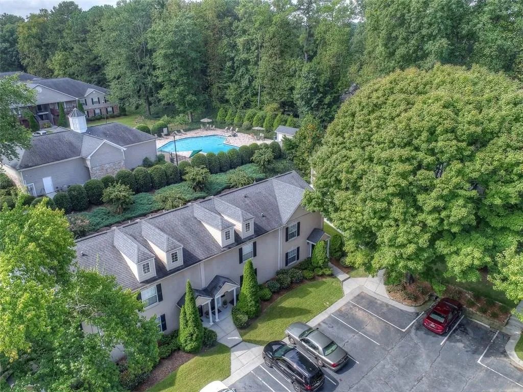 1404 Brighton Point, Sandy Springs, Georgia 30328, 3 Bedrooms Bedrooms, ,2 BathroomsBathrooms,Residential,Sold,1404 Brighton Point,6071567