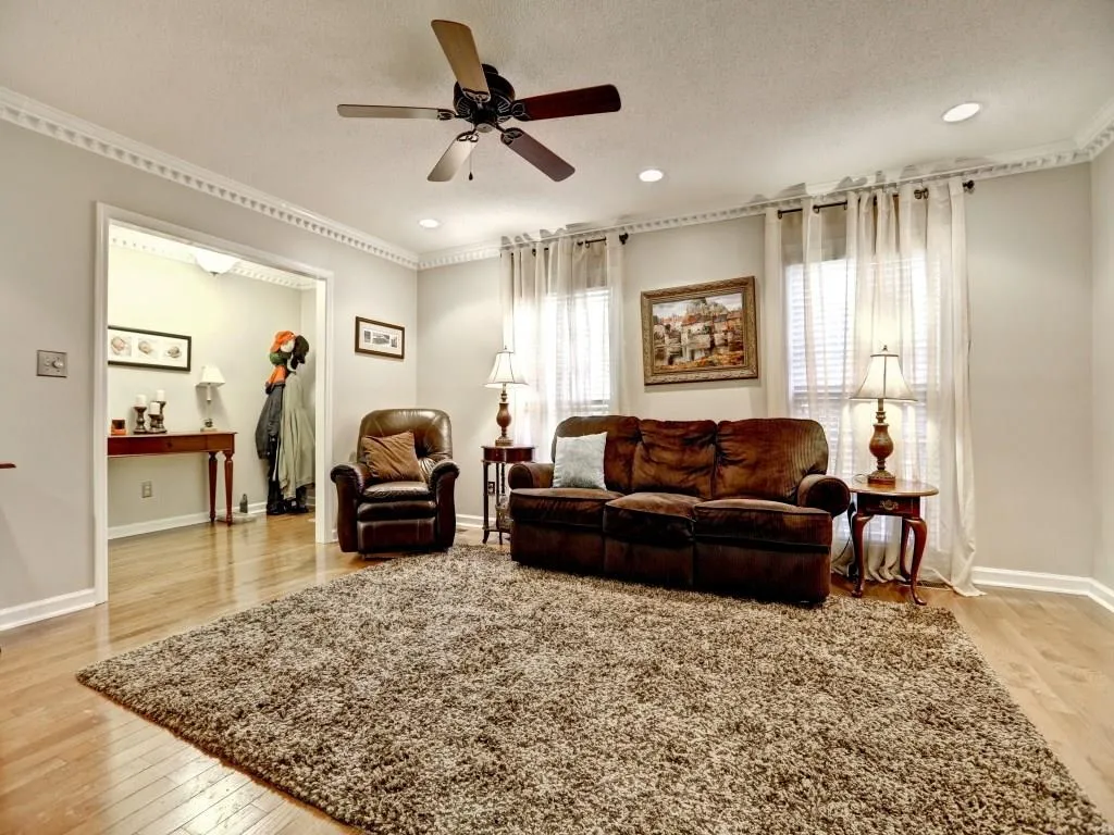 306 The Chace Unit 306, Sandy Springs, Georgia 30328, 4 Bedrooms Bedrooms, ,3 BathroomsBathrooms,Residential,Sold,306 The Chace Unit 306,5750301