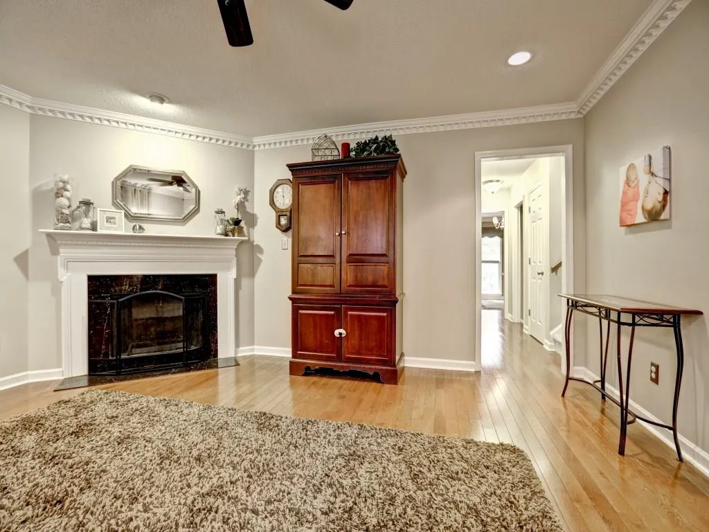 306 The Chace Unit 306, Sandy Springs, Georgia 30328, 4 Bedrooms Bedrooms, ,3 BathroomsBathrooms,Residential,Sold,306 The Chace Unit 306,5750301