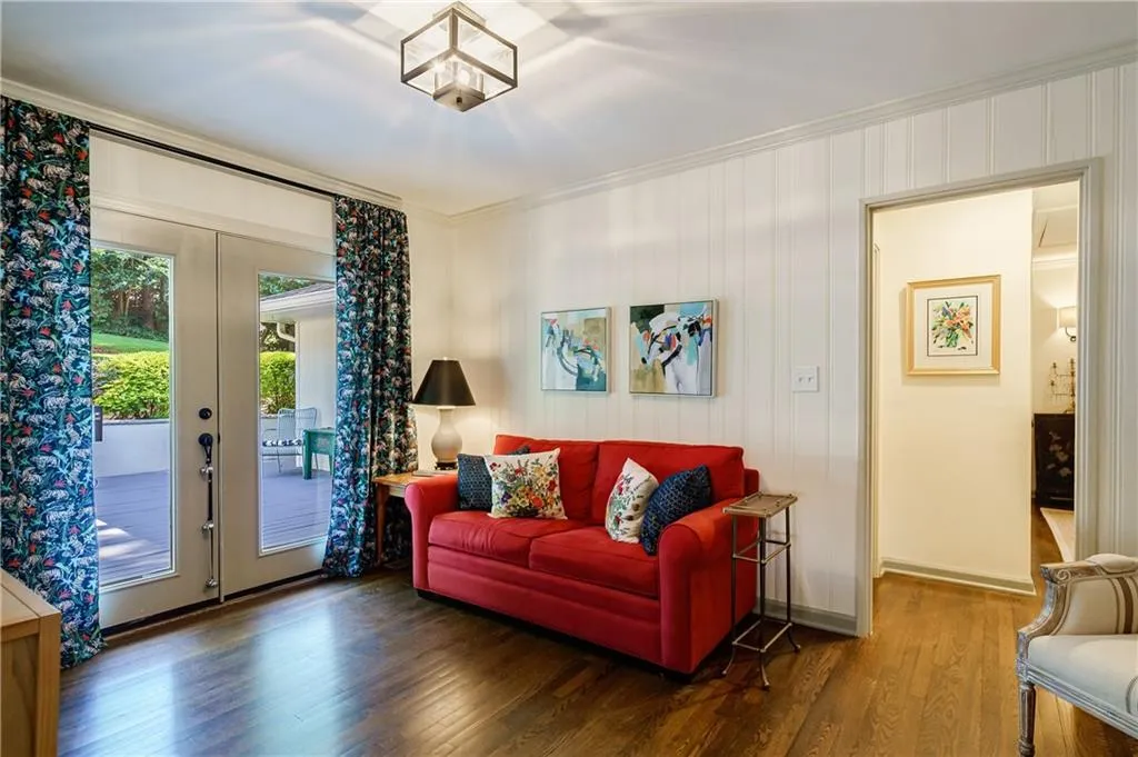 500 Carolwood Lane, Atlanta, Georgia 30342, 3 Bedrooms Bedrooms, ,2 BathroomsBathrooms,Residential,Sold,500 Carolwood Lane,7069761