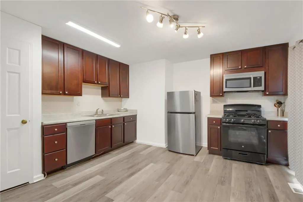 1014 Curran Street Nw, Atlanta, Georgia 30318, 3 Bedrooms Bedrooms, ,2 BathroomsBathrooms,Residential,For Sale,1014 Curran Street Nw,7674186