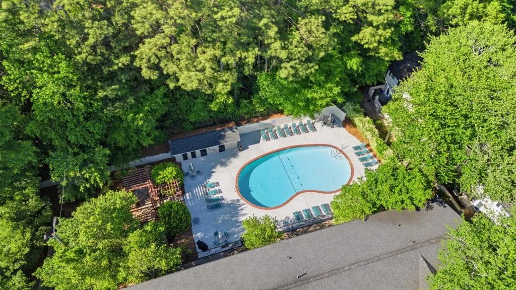 6940 Roswell Road Unit 21c, Sandy Springs, Georgia 30328, 2 Bedrooms Bedrooms, ,1 BathroomBathrooms,Residential,For Sale,6940 Roswell Road Unit 21c,7762988
