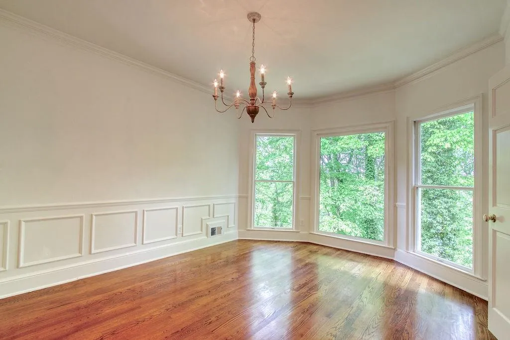 640 Valley Hall Drive, Sandy Springs, Georgia 30350, 6 Bedrooms Bedrooms, ,6 BathroomsBathrooms,Residential,Sold,640 Valley Hall Drive,6873003