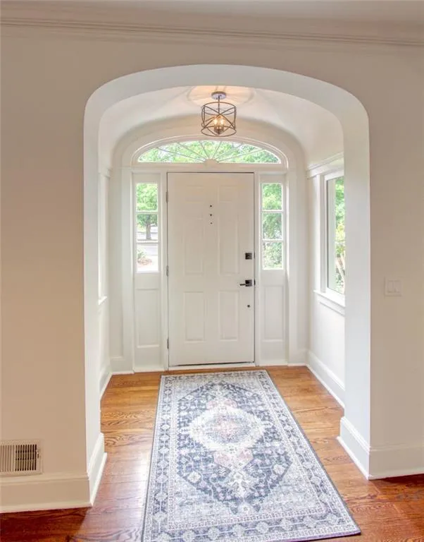 640 Valley Hall Drive, Sandy Springs, Georgia 30350, 6 Bedrooms Bedrooms, ,6 BathroomsBathrooms,Residential,Sold,640 Valley Hall Drive,6873003