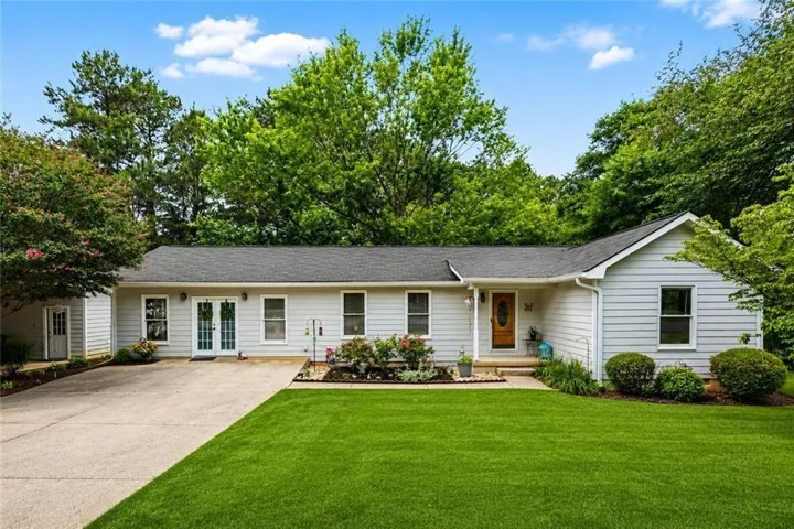 6 Bluebird Lane, Tallapoosa, Georgia 30176