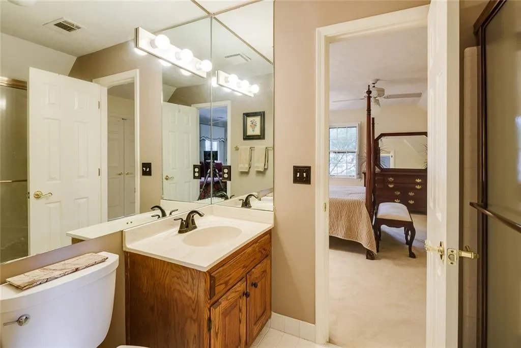 600 Hunters Branch Close, Sandy Springs, Georgia 30328, 5 Bedrooms Bedrooms, ,4 BathroomsBathrooms,Residential,Sold,600 Hunters Branch Close,7081344