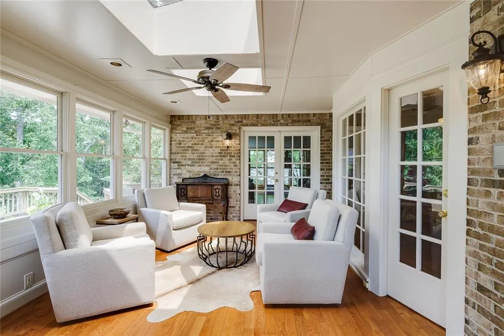 600 Hunters Branch Close, Sandy Springs, Georgia 30328, 5 Bedrooms Bedrooms, ,4 BathroomsBathrooms,Residential,Sold,600 Hunters Branch Close,7081344