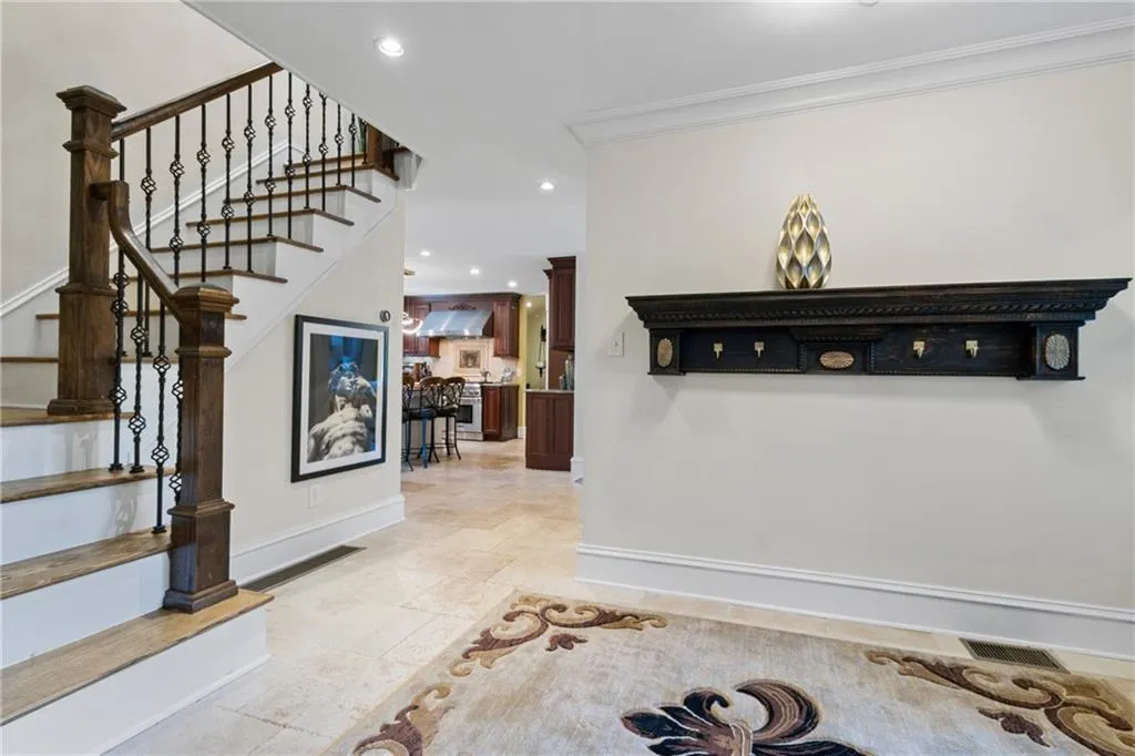 1532 Huntingdon Trail, Atlanta, Georgia 30350, 4 Bedrooms Bedrooms, ,4 BathroomsBathrooms,Residential,For Sale,1532 Huntingdon Trail,7675491