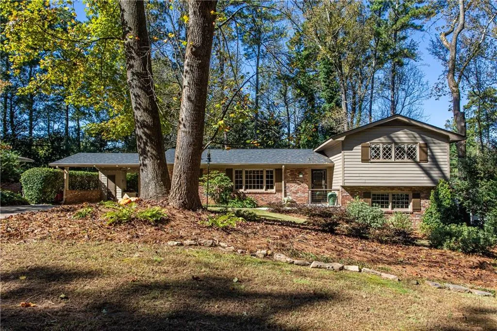 6650 Castleton Drive Nw, Atlanta, Georgia 30328, 4 Bedrooms Bedrooms, ,2 BathroomsBathrooms,Residential,Sold,6650 Castleton Drive Nw,6807286