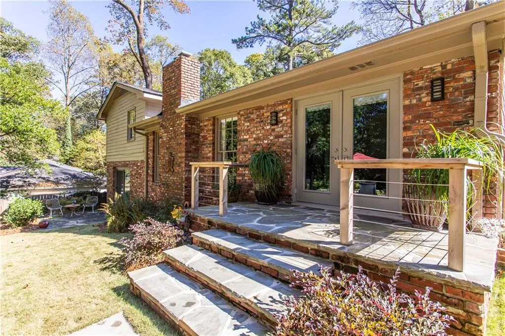 6650 Castleton Drive Nw, Atlanta, Georgia 30328, 4 Bedrooms Bedrooms, ,2 BathroomsBathrooms,Residential,Sold,6650 Castleton Drive Nw,6807286