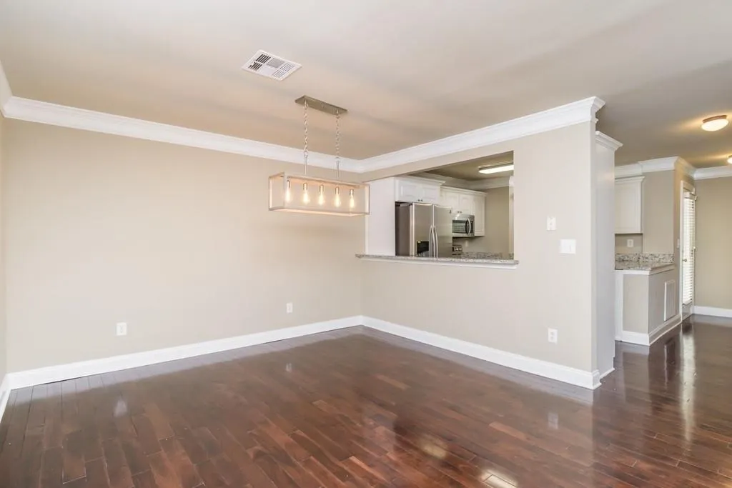 104 Mason&rsquo;s Creek Circle Unit 104, Sandy Springs, Georgia 30350, 3 Bedrooms Bedrooms, ,2 BathroomsBathrooms,Residential,Sold,104 Mason&rsquo;s Creek Circle Unit 104,6555581
