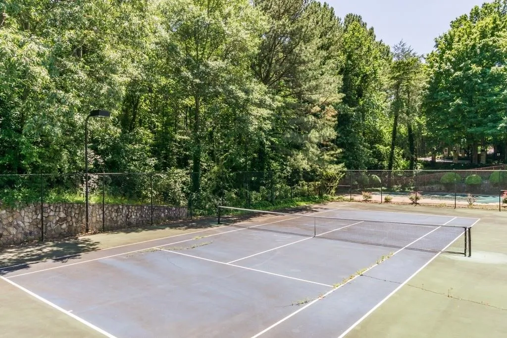 104 Mason&rsquo;s Creek Circle Unit 104, Sandy Springs, Georgia 30350, 3 Bedrooms Bedrooms, ,2 BathroomsBathrooms,Residential,Sold,104 Mason&rsquo;s Creek Circle Unit 104,6555581