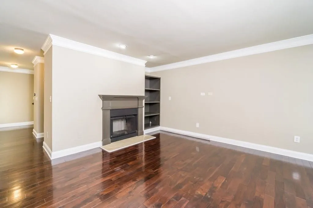 104 Mason&rsquo;s Creek Circle Unit 104, Sandy Springs, Georgia 30350, 3 Bedrooms Bedrooms, ,2 BathroomsBathrooms,Residential,Sold,104 Mason&rsquo;s Creek Circle Unit 104,6555581