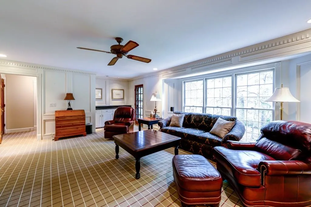 280 Drummen Court, Sandy Springs, Georgia 30328, 5 Bedrooms Bedrooms, ,2 BathroomsBathrooms,Residential,Sold,280 Drummen Court,5527711