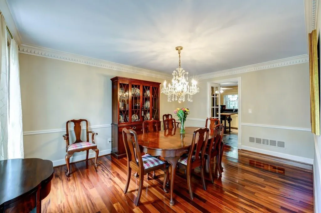 280 Drummen Court, Sandy Springs, Georgia 30328, 5 Bedrooms Bedrooms, ,2 BathroomsBathrooms,Residential,Sold,280 Drummen Court,5527711