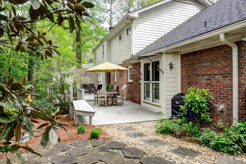 280 Drummen Court, Sandy Springs, Georgia 30328, 5 Bedrooms Bedrooms, ,2 BathroomsBathrooms,Residential,Sold,280 Drummen Court,5527711