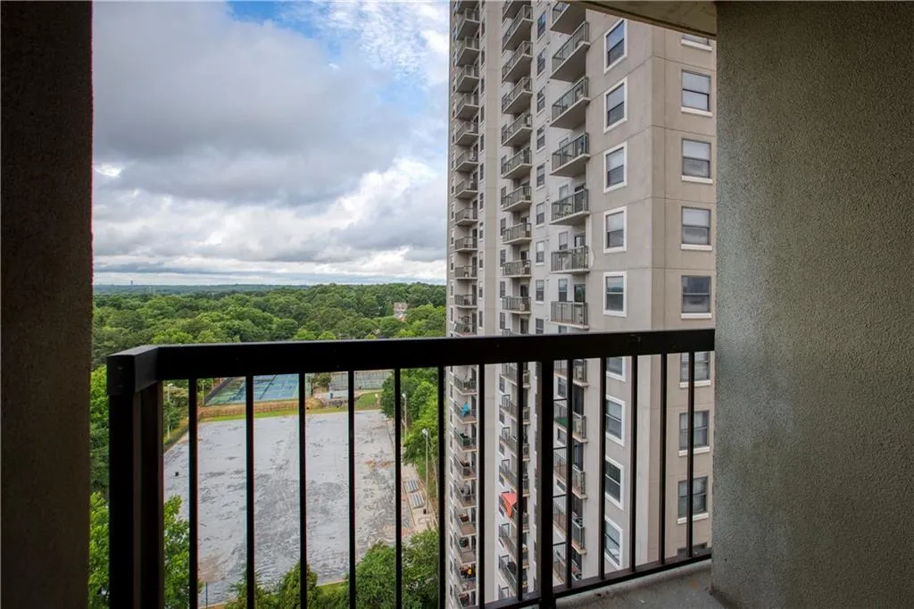 795 Hammond Drive Unit 1809, Atlanta, Georgia 30328, 1 Bedroom Bedrooms, ,1 BathroomBathrooms,Residential,Sold,795 Hammond Drive Unit 1809,6906028