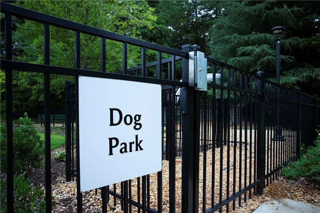 795 Hammond Drive Unit 1809, Atlanta, Georgia 30328, 1 Bedroom Bedrooms, ,1 BathroomBathrooms,Residential,Sold,795 Hammond Drive Unit 1809,6906028