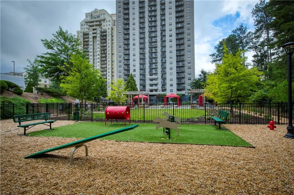 795 Hammond Drive Unit 1809, Atlanta, Georgia 30328, 1 Bedroom Bedrooms, ,1 BathroomBathrooms,Residential,Sold,795 Hammond Drive Unit 1809,6906028