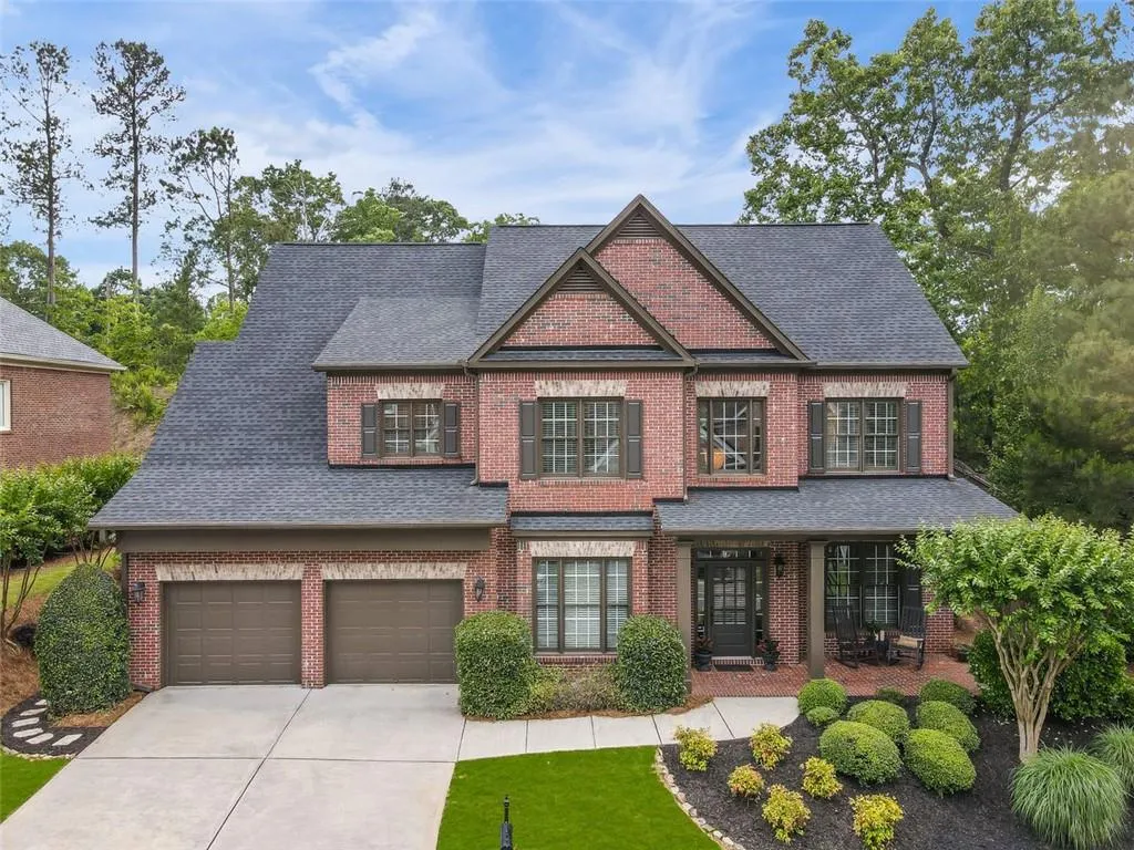 200 Fieldsborn Court, Atlanta, Georgia 30328, 4 Bedrooms Bedrooms, ,3 BathroomsBathrooms,Residential,Sold,200 Fieldsborn Court,6886998