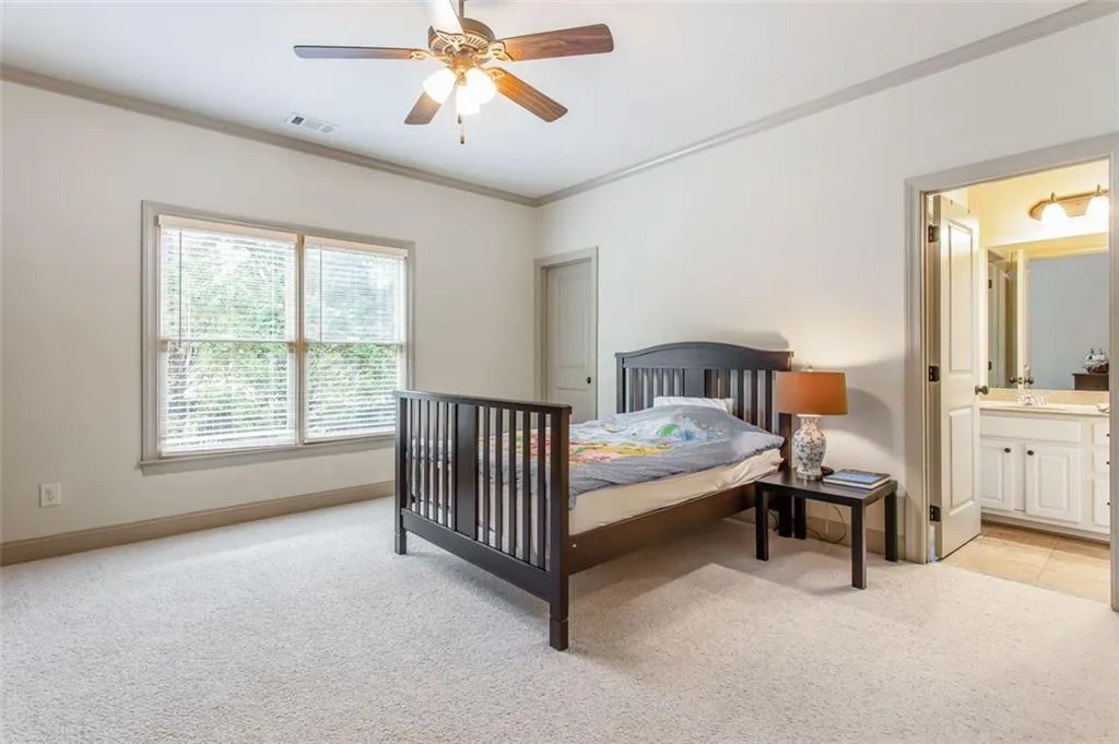 200 Fieldsborn Court, Atlanta, Georgia 30328, 4 Bedrooms Bedrooms, ,3 BathroomsBathrooms,Residential,Sold,200 Fieldsborn Court,6886998