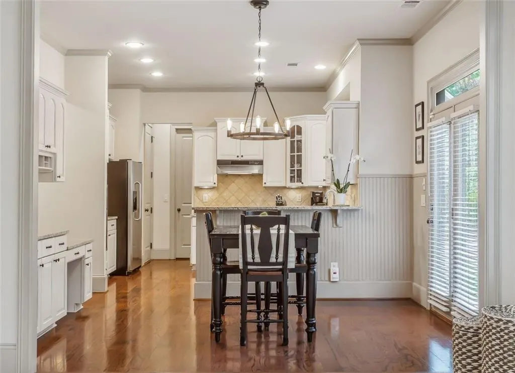 200 Fieldsborn Court, Atlanta, Georgia 30328, 4 Bedrooms Bedrooms, ,3 BathroomsBathrooms,Residential,Sold,200 Fieldsborn Court,6886998