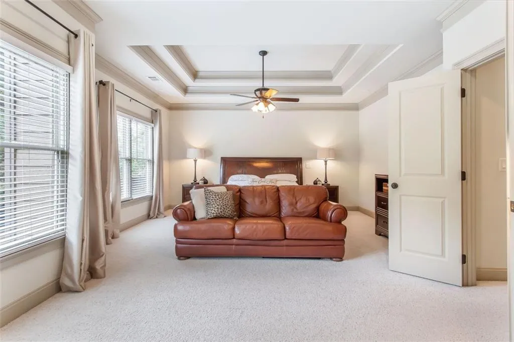 200 Fieldsborn Court, Atlanta, Georgia 30328, 4 Bedrooms Bedrooms, ,3 BathroomsBathrooms,Residential,Sold,200 Fieldsborn Court,6886998