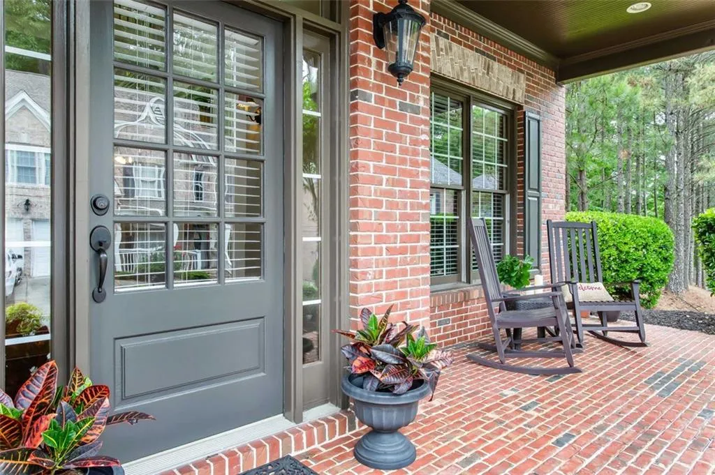 200 Fieldsborn Court, Atlanta, Georgia 30328, 4 Bedrooms Bedrooms, ,3 BathroomsBathrooms,Residential,Sold,200 Fieldsborn Court,6886998