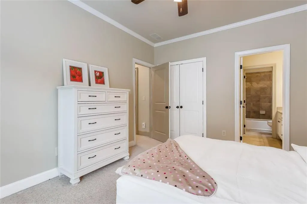 200 Fieldsborn Court, Atlanta, Georgia 30328, 4 Bedrooms Bedrooms, ,3 BathroomsBathrooms,Residential,Sold,200 Fieldsborn Court,6886998