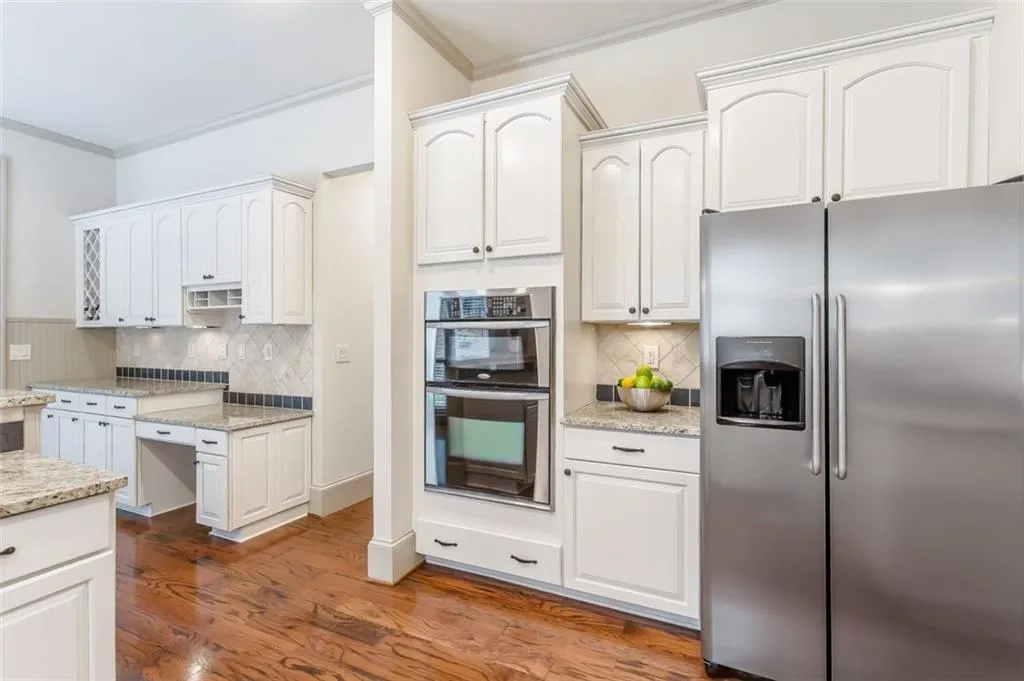 200 Fieldsborn Court, Atlanta, Georgia 30328, 4 Bedrooms Bedrooms, ,3 BathroomsBathrooms,Residential,Sold,200 Fieldsborn Court,6886998