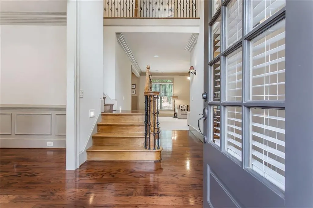 200 Fieldsborn Court, Atlanta, Georgia 30328, 4 Bedrooms Bedrooms, ,3 BathroomsBathrooms,Residential,Sold,200 Fieldsborn Court,6886998