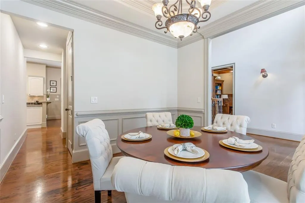 200 Fieldsborn Court, Atlanta, Georgia 30328, 4 Bedrooms Bedrooms, ,3 BathroomsBathrooms,Residential,Sold,200 Fieldsborn Court,6886998