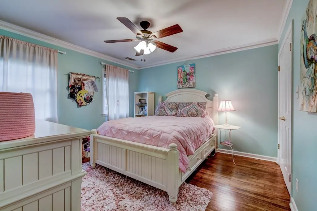 7115 Faunsworth Drive, Sandy Springs, Georgia 30328, 5 Bedrooms Bedrooms, ,3 BathroomsBathrooms,Residential,Sold,7115 Faunsworth Drive,5964724