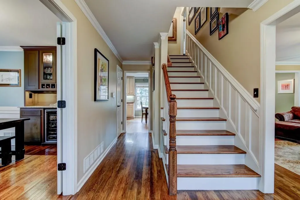 7115 Faunsworth Drive, Sandy Springs, Georgia 30328, 5 Bedrooms Bedrooms, ,3 BathroomsBathrooms,Residential,Sold,7115 Faunsworth Drive,5964724