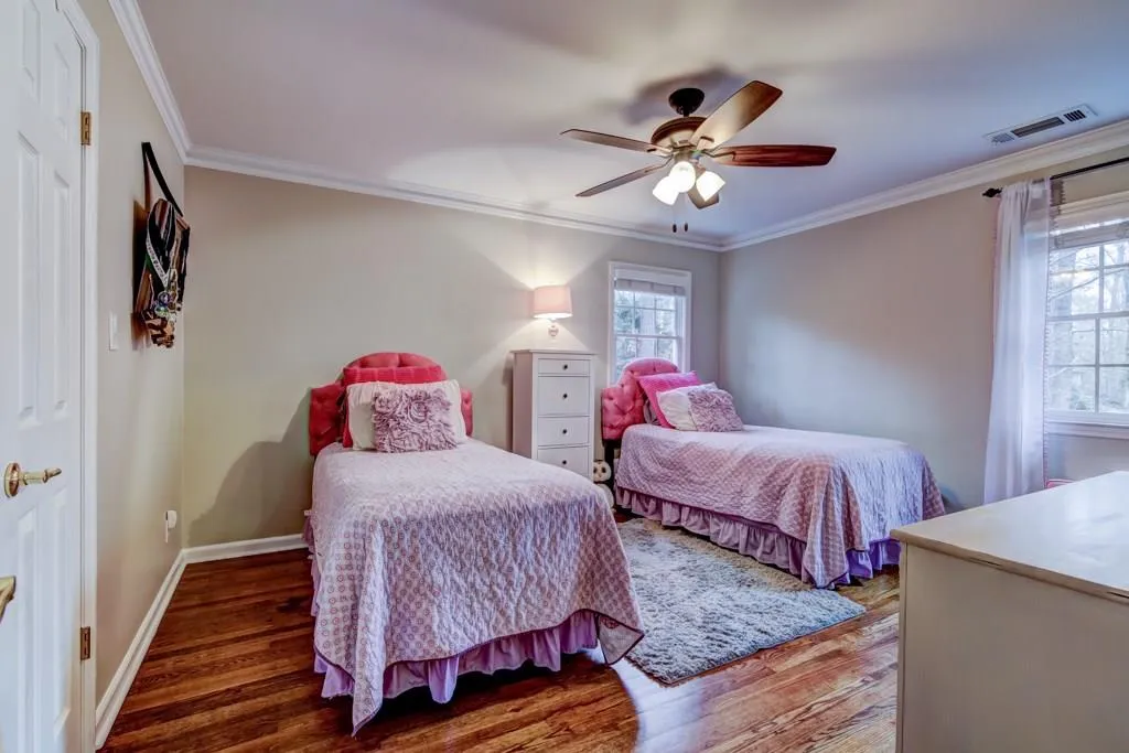 7115 Faunsworth Drive, Sandy Springs, Georgia 30328, 5 Bedrooms Bedrooms, ,3 BathroomsBathrooms,Residential,Sold,7115 Faunsworth Drive,5964724