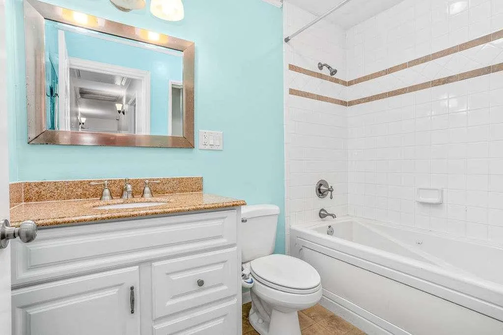 3911 Ivy Road, Atlanta, Georgia 30342, 3 Bedrooms Bedrooms, ,3 BathroomsBathrooms,Residential,For Sale,3911 Ivy Road,7677404