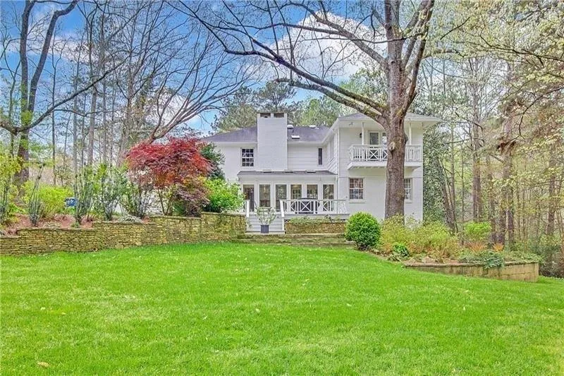 4311 Raintree Lane Nw, Atlanta, Georgia 30327, 5 Bedrooms Bedrooms, ,5 BathroomsBathrooms,Residential,Sold,4311 Raintree Lane Nw,5989051