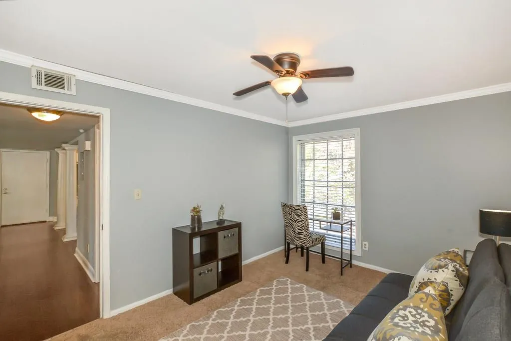 5663 Kingsport Drive, Atlanta, Georgia 30342, 2 Bedrooms Bedrooms, ,1 BathroomBathrooms,Residential,Sold,5663 Kingsport Drive,6123637