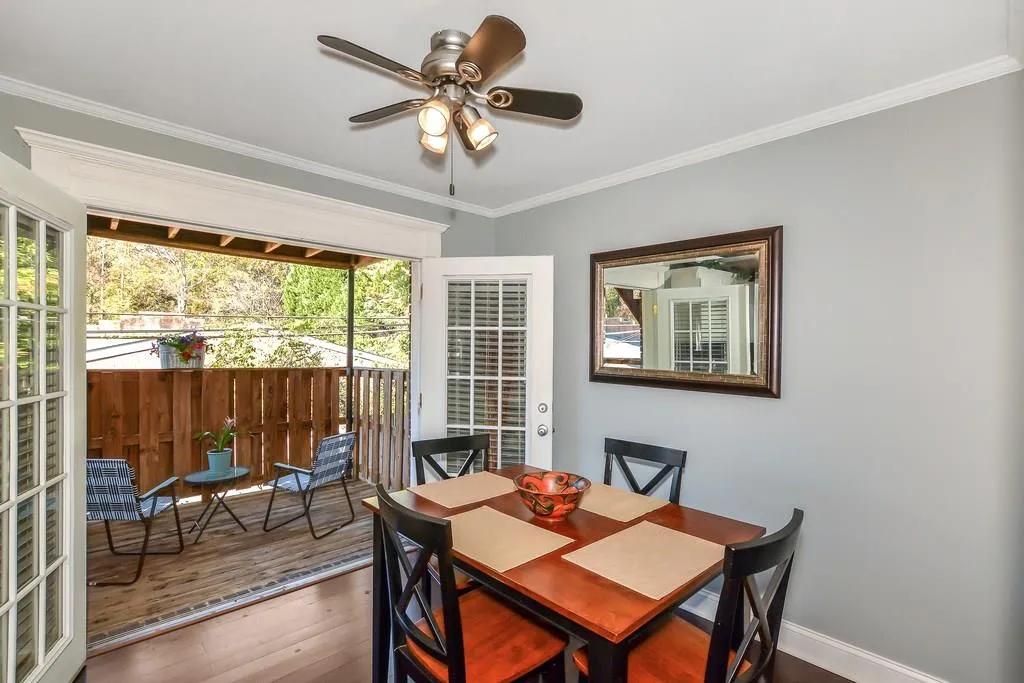 5663 Kingsport Drive, Atlanta, Georgia 30342, 2 Bedrooms Bedrooms, ,1 BathroomBathrooms,Residential,Sold,5663 Kingsport Drive,6123637