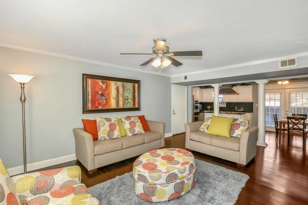 5663 Kingsport Drive, Atlanta, Georgia 30342, 2 Bedrooms Bedrooms, ,1 BathroomBathrooms,Residential,Sold,5663 Kingsport Drive,6123637