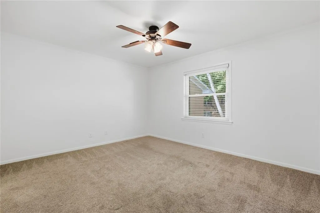 3510 Roswell Road Nw Unit L-4, Atlanta, Georgia 30305, 2 Bedrooms Bedrooms, 0 ,2 BathroomsBathrooms,Residential,For Sale,3510 Roswell Road Nw Unit L-4,7765222