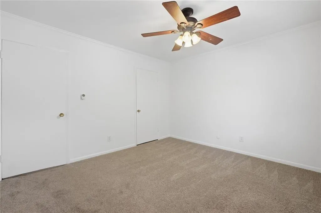 3510 Roswell Road Nw Unit L-4, Atlanta, Georgia 30305, 2 Bedrooms Bedrooms, 0 ,2 BathroomsBathrooms,Residential,For Sale,3510 Roswell Road Nw Unit L-4,7765222