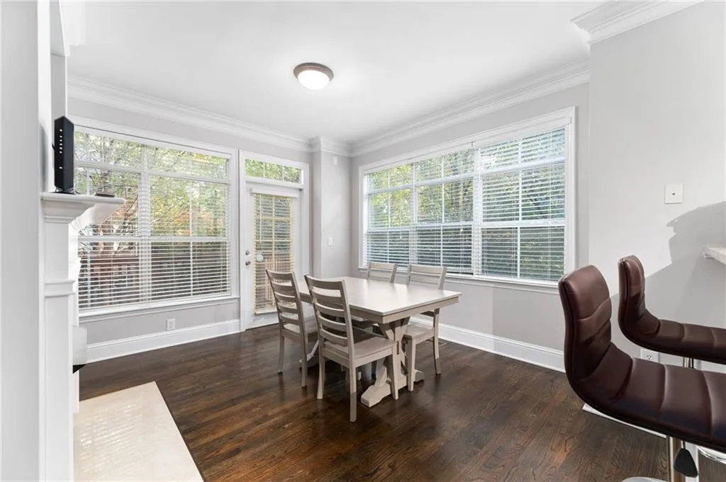 1187 Glenridge Place, Atlanta, Georgia 30342, 3 Bedrooms Bedrooms, ,2 BathroomsBathrooms,Residential,Sold,1187 Glenridge Place,7134135